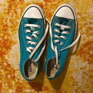 teal converse